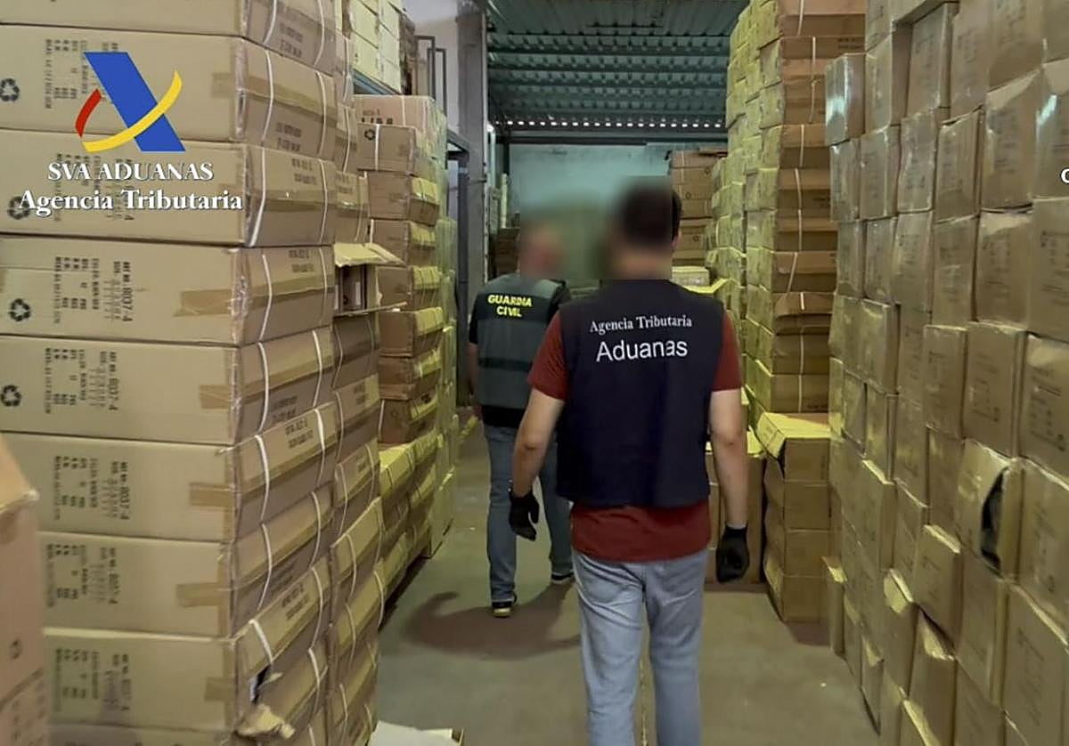 Intervención de la Guardia Civil en el polígono.