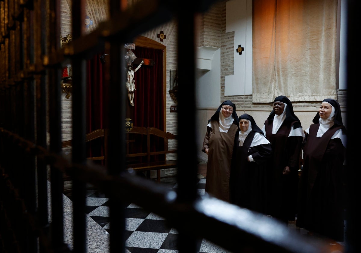 Las cuatro monjas de clausura que habitan en el convento de las Carmelitas Descalzas, en Ronda, Málaga.