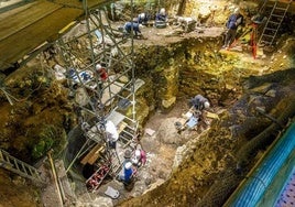 Trabajos en el yacimiento de Portalón de Cueva Mayor en Atapuerca.