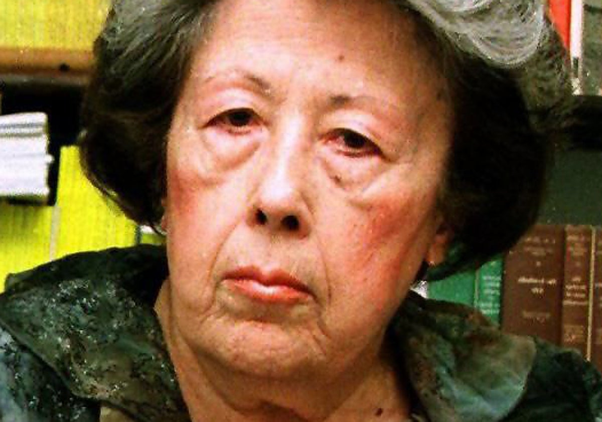 Writer Julia Uceda, National Poetry Prize Winner, Dies at 98