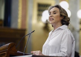 Cuca Gamarra, secretaria general del PP, en el Congreso