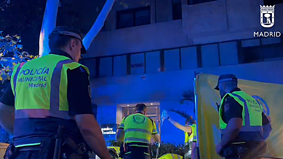 Muere un hombre tras ser agredido por una confusión después del concierto de Karol G