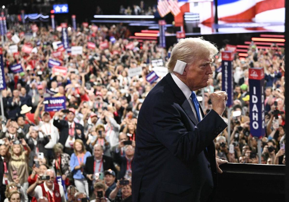 El expresidente Donald Trump en su entrada a la Convención Republicana que le confirmó como candidato a la Casa Blanca en las elecciones de 2024.