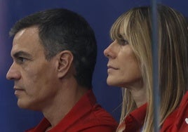 Pedro Sánchez y Begoña Gómez asisten a la competición de judo de parís 2024.