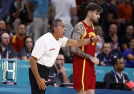 Sergio Scariolo da indicaciones durante el partido ante Australia.