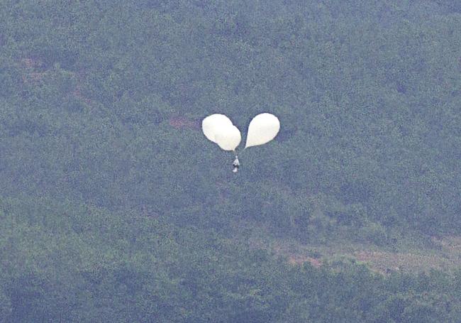 ¡Globo de mierda a la vista!