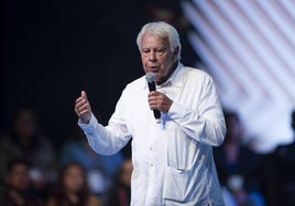 El expresidente español Felipe González participa en un un evento en México el año pasado