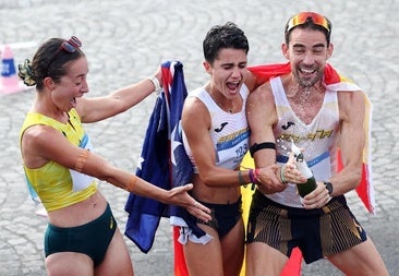 María Pérez y Álvaro Martín conquistan un oro inolvidable en marcha