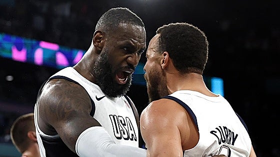 Curry y LeBron salvan a Estados Unidos de una debacle ante Serbia