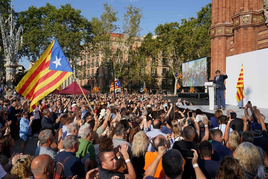 El expresident de Cataluña, Carles Puigdemont, durante el mitin ofrecido el jueves