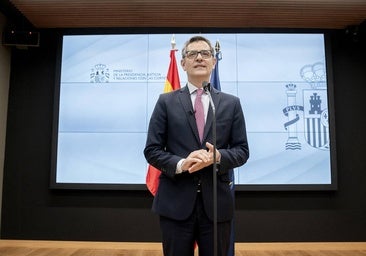 El Gobierno se sacude la responsabilidad de la fuga de Puigdemont