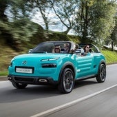 Qué gafas de sol se pueden usar al volante, según la DGT