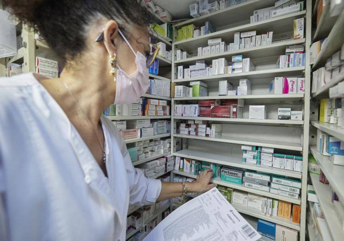 Medicamentos en el almacén de una farmacia