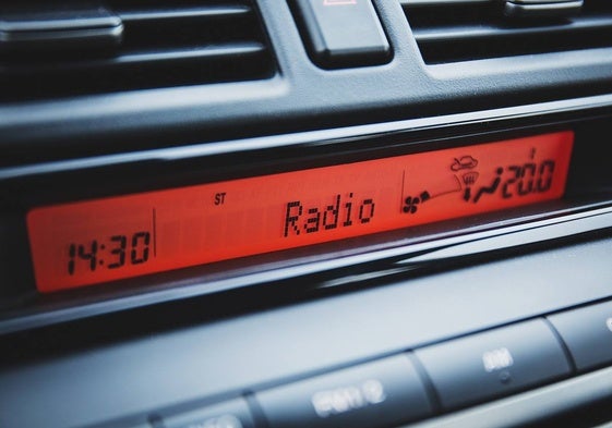 Música o radio en el coche