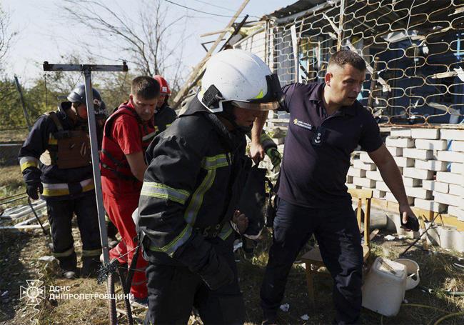 Los servicios de rescate se disponen a ayudar en Lutsk.