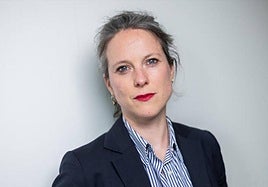 Lucie Castets, responsable de finanzas del Ayuntamiento de París, era la persona propuesta por el Nuevo Frente Popular (NFP).