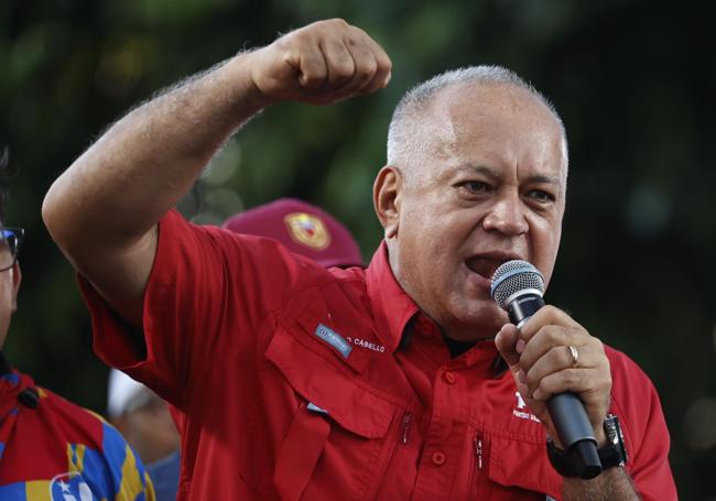 Diosdado Cabello regresa al Gobierno como ministro de Interior y Justicia.