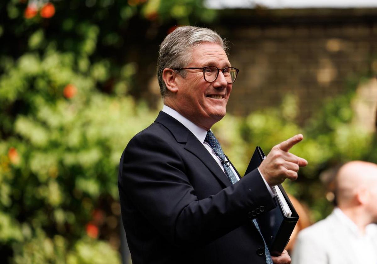 Keir Starmer, este martes, durante su intervención en el jardín de Downing Street.