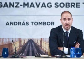 El consejero delegado de Magyar Vagon, Andras Tombor.