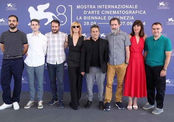 El equipo de 'Marco' en el Festival de Venecia.