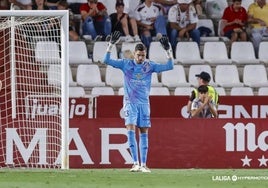 Infortunio del Albacete, que regala el triunfo al Eibar