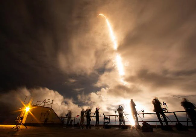 El cohete despegó ayer desde Florida.