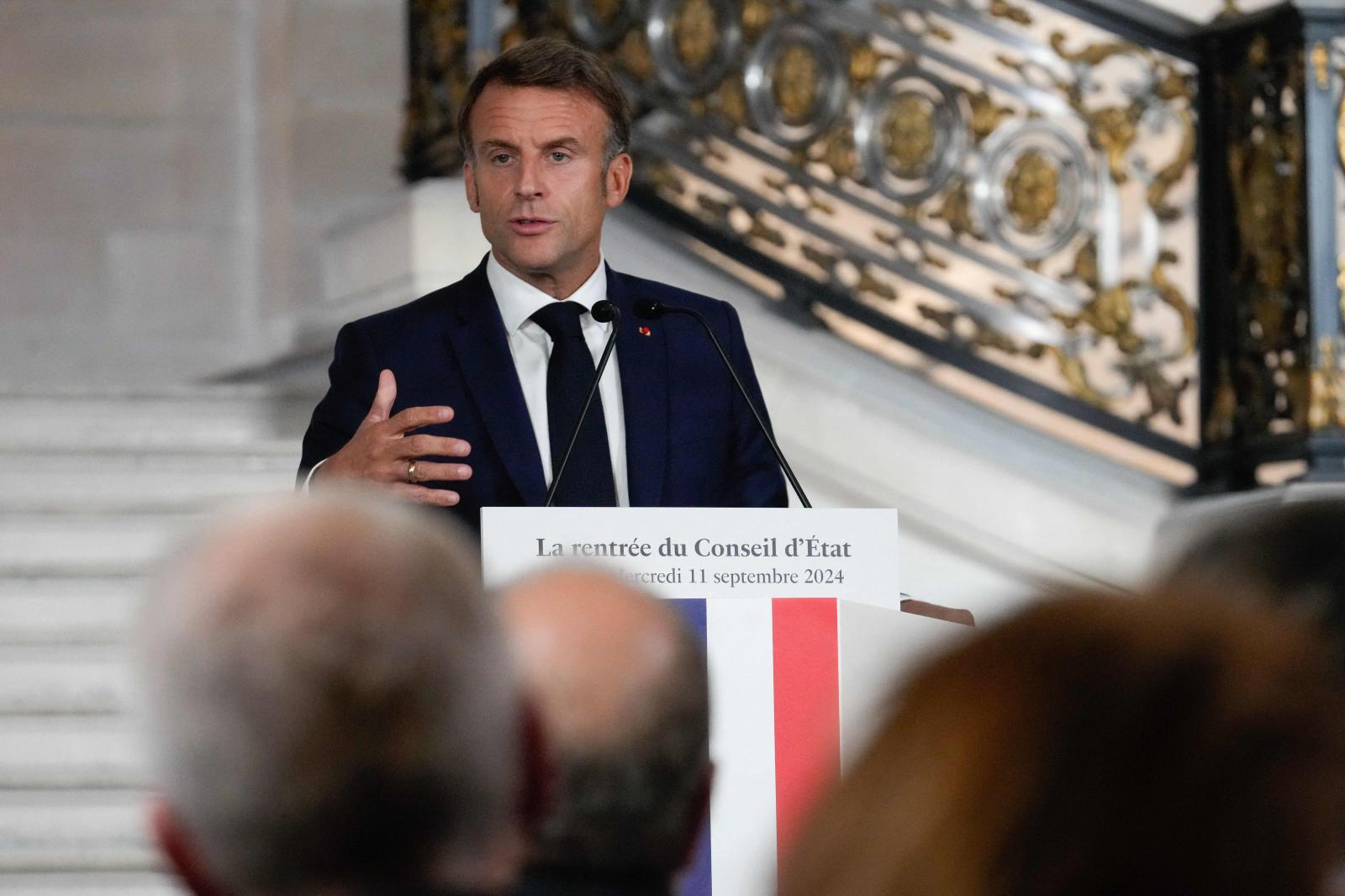 Macron pronuncia este miércoles un discurso durante una sesión del Consejo Constitucional para conmemorar la reapertura del Consejo de Estado.