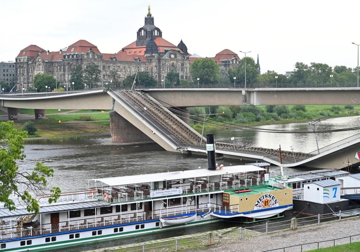 Colapsa el Puente de Carola en la ciudad alemana de Dresde