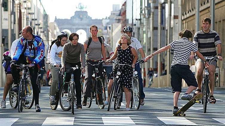 Las limitaciones de moverse en bicicleta por la ciudad, más allá de tener una red de carriles seguros