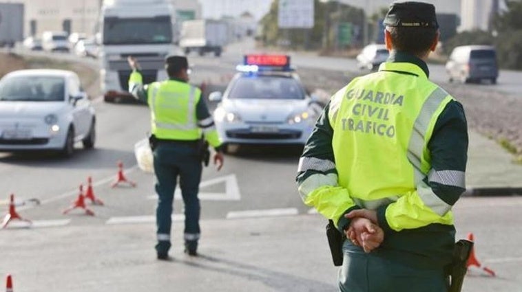 Estos son los únicos vehículos que ni la Guardia Civil ni la Policía Nacional pueden registrar en un control de tráfico