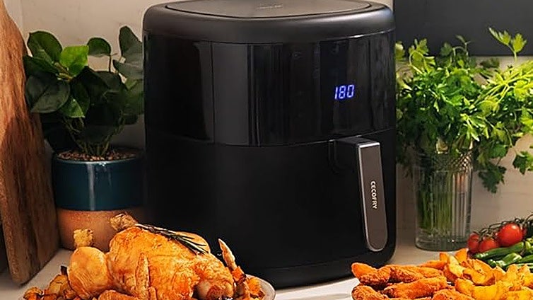 Esta airfryer sigue siendo la nº 1 en Amazon con más de 10.000 unidades vendidas