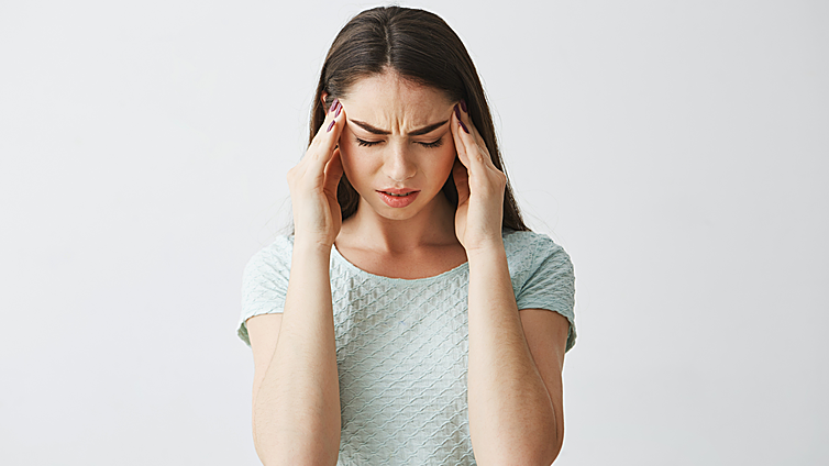 ¿Padeces de migraña ocasional? Te contamos los trucos para combatir sus síntomas