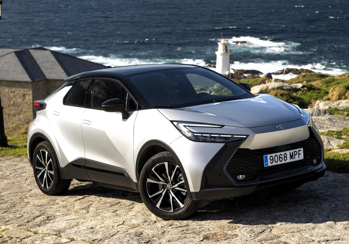 El nuevo Toyota C-HR híbrido enchufable.