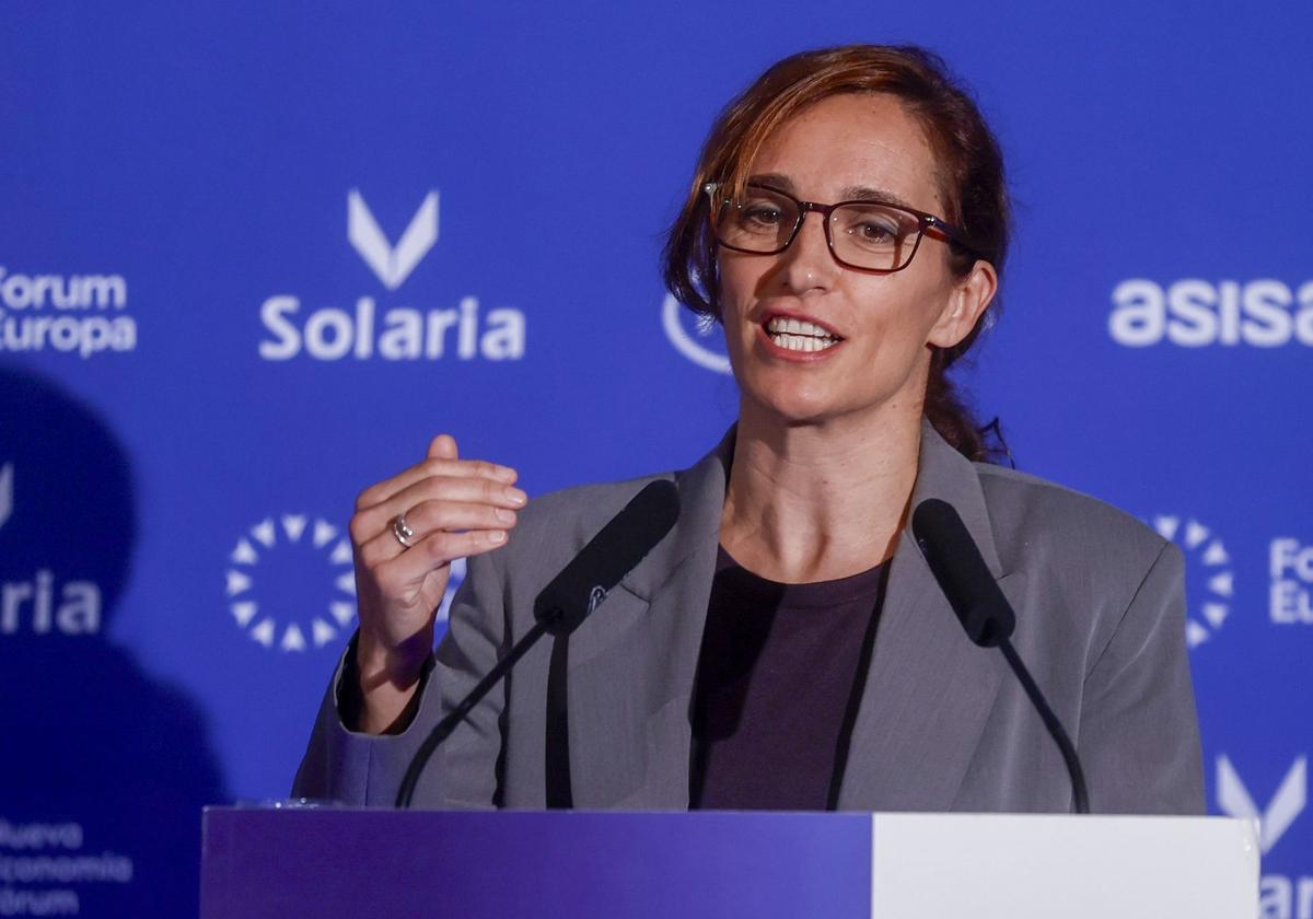 La ministra Mónica García, este lunes, durante un acto en Madrid.