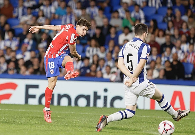 Los goles de Julian Álvarez y Sucic en el empate entre la Real Sociedad y el Atlético