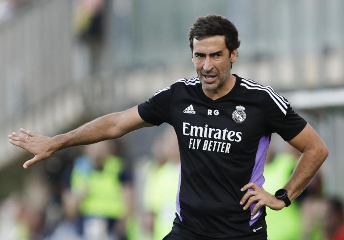 Raúl, durante un partido de ascenso a Segunda contra el Eldense.