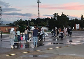 El tercer grupo de ciudadanos evacuados desde Beirut, a su llegada a la base aérea de Torrejón.