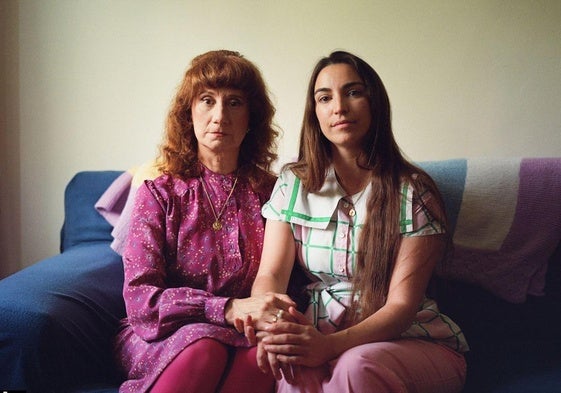 Esperanza Elipe y Ángela Ibáñez, en una imagen del cortometraje.