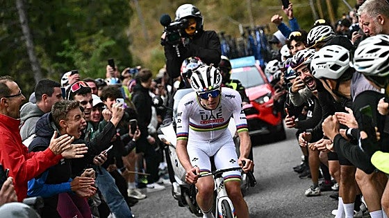 Pogacar conquista el Giro de Lombardía por cuarta vez consecutiva