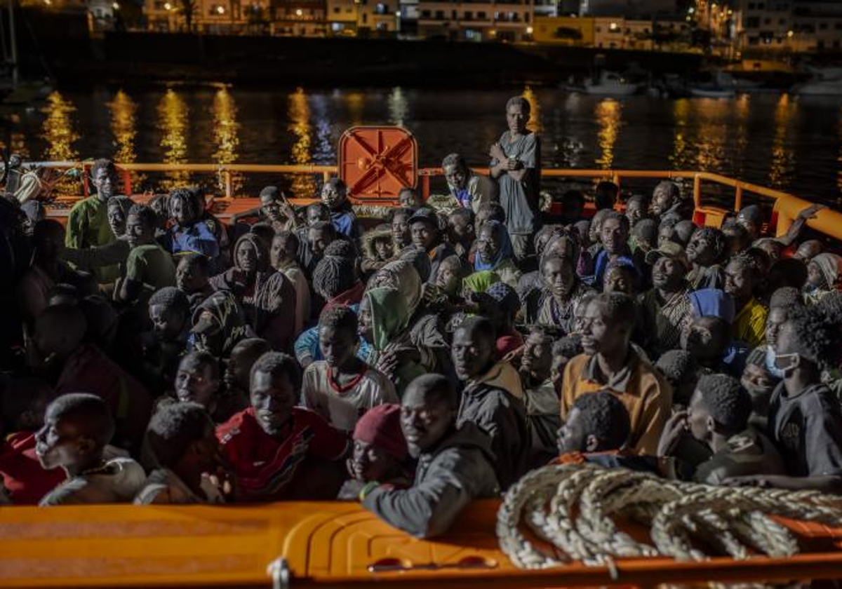 A finales de septiembre llegaron varios cayucos en un mismo día con cerca de 300 migrantes a bordo