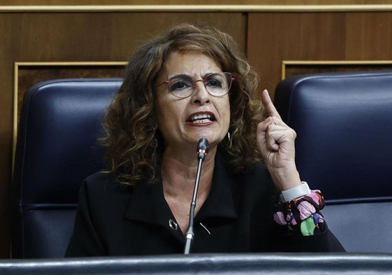 María Jesús Montero, vicepresidenta primera del Gobierno, en el Congreso