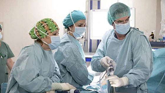 Las listas de espera siguen en máximos y 850.000 pacientes aguardan una operación