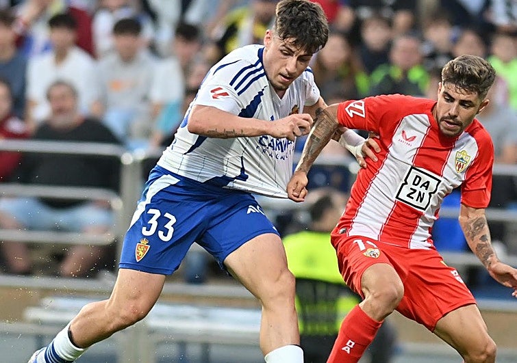 El Almería sale del descenso tras conquistar Zaragoza