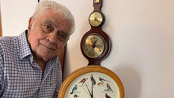 El 'padre' de la frase más repetida de la radio: «Una hora menos en Canarias»