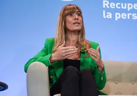 Begoña Gómez durante un acto académico