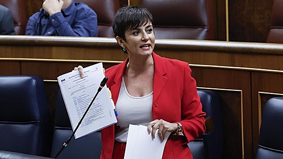 Directo | El PSOE sufre en un tenso pleno sobre la vivienda