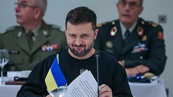 Zelenski rechaza recibir en Kiev a Guterres por saludar a Putin
