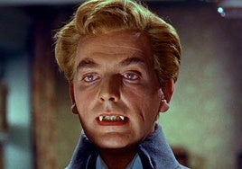 David Peel en 'Las novias de Drácula'.