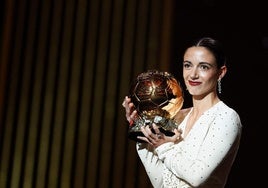 Aitana Bonmatí, con su segundo Balón de Oro.