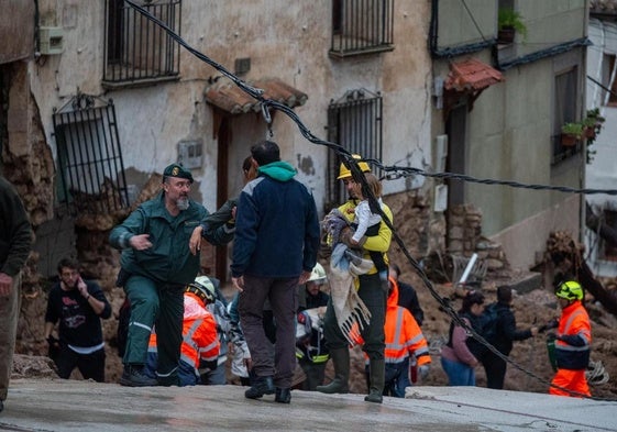 Las consecuencias de la DANA que azota España, en imágenes